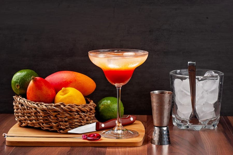 Coupe & Cube — Home bar & barware